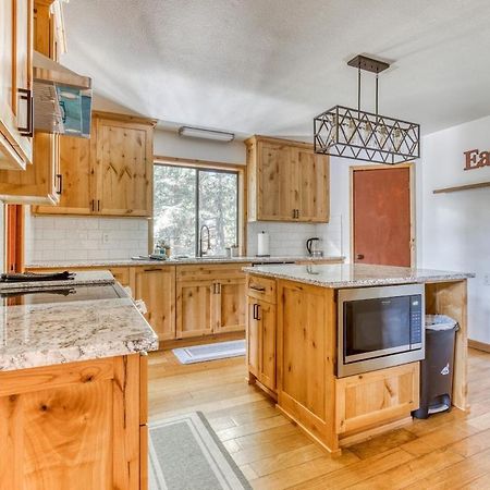 Great Blue Lodge - Spacious Ski Lodge, Hot Tub, Sauna, Game Room & More Government Camp Bagian luar foto