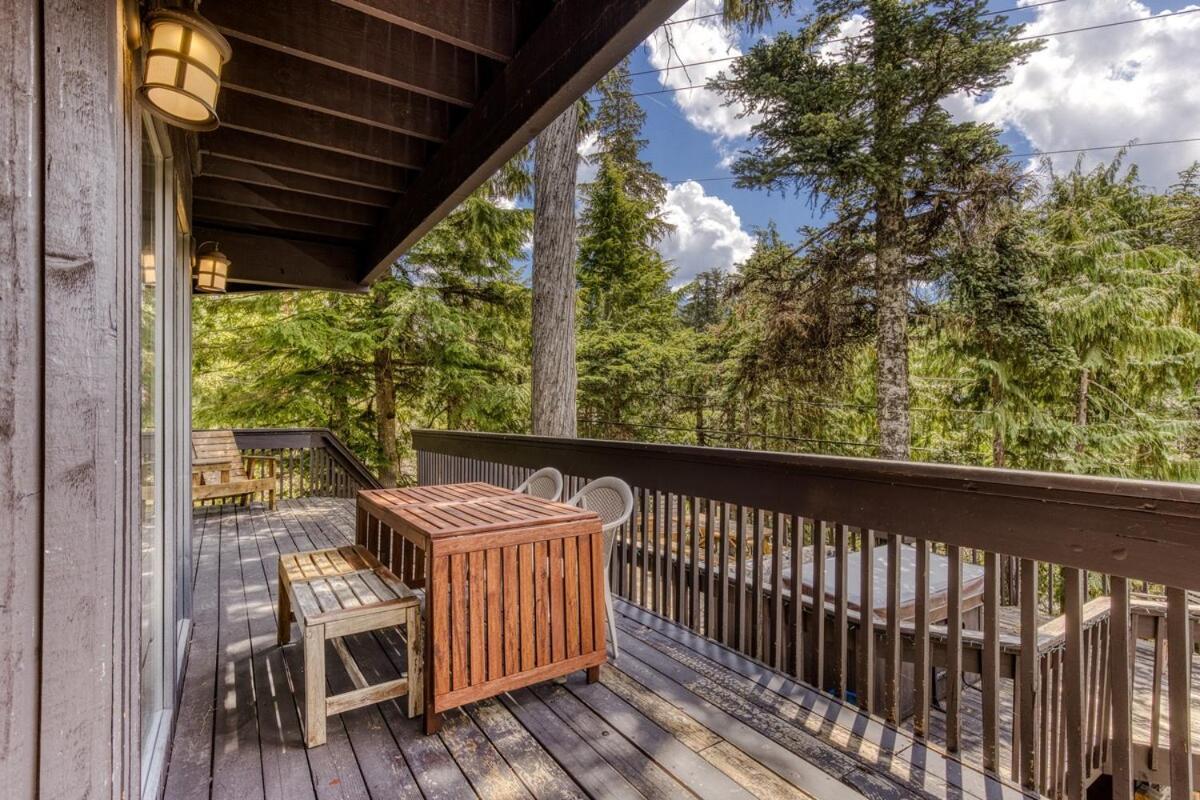 Great Blue Lodge - Spacious Ski Lodge, Hot Tub, Sauna, Game Room & More Government Camp Bagian luar foto