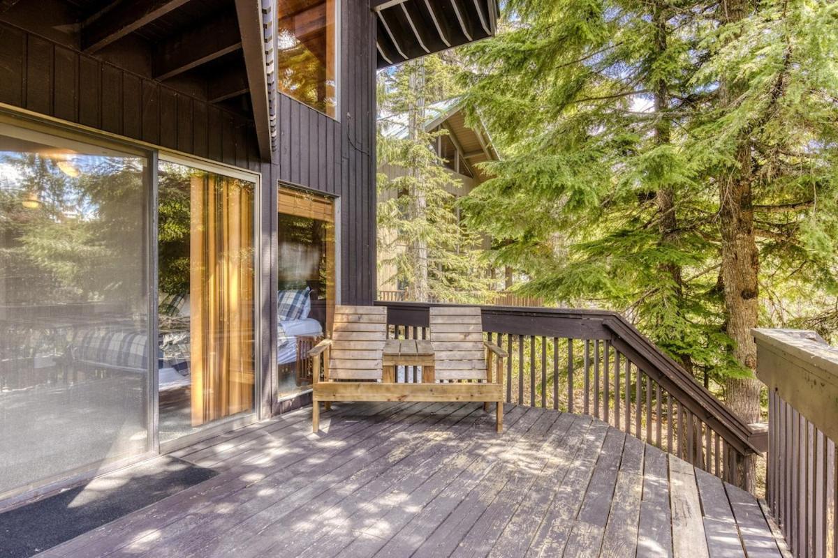 Great Blue Lodge - Spacious Ski Lodge, Hot Tub, Sauna, Game Room & More Government Camp Bagian luar foto
